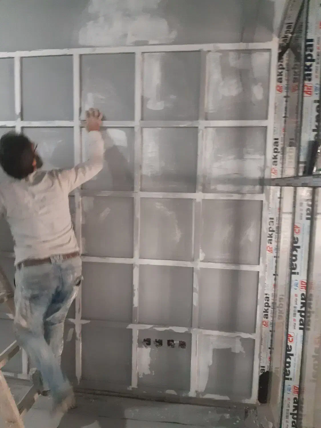 رنگکاری ونقاشی ساختمان با۳۰سال خدمت گزاری به شما|خدمات پیشه و مهارت|قنوات, |دیوار