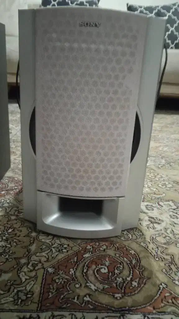 بلندگو های ساب ووفر و یه جفت اسپیکر سونی|سیستم صوتی خانگی|قدس, شهر‌قدس|دیوار