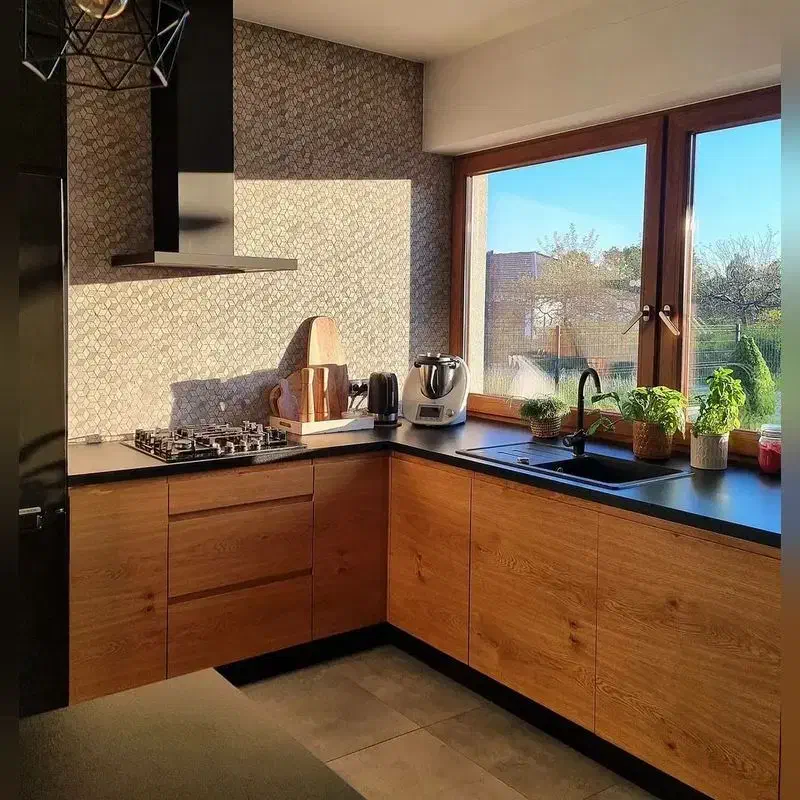 خدمتکار خانم|استخدام سرایداری و نظافت|همدان, |دیوار