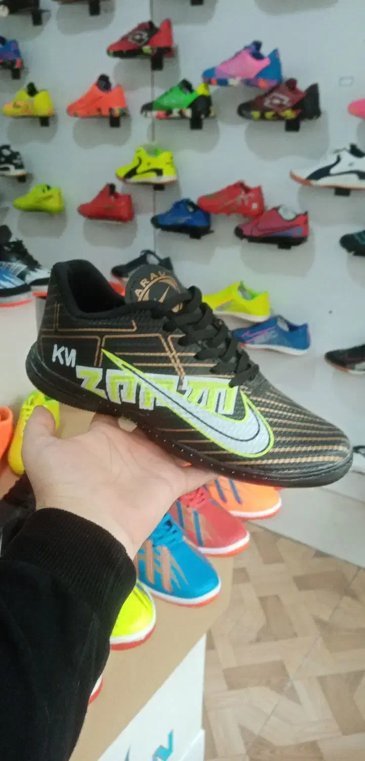 کتونی مدل امباپه مناسب سالنی ورزشی فوتبالی|کیف، کفش، کمربند|قم, ولیعصر|دیوار