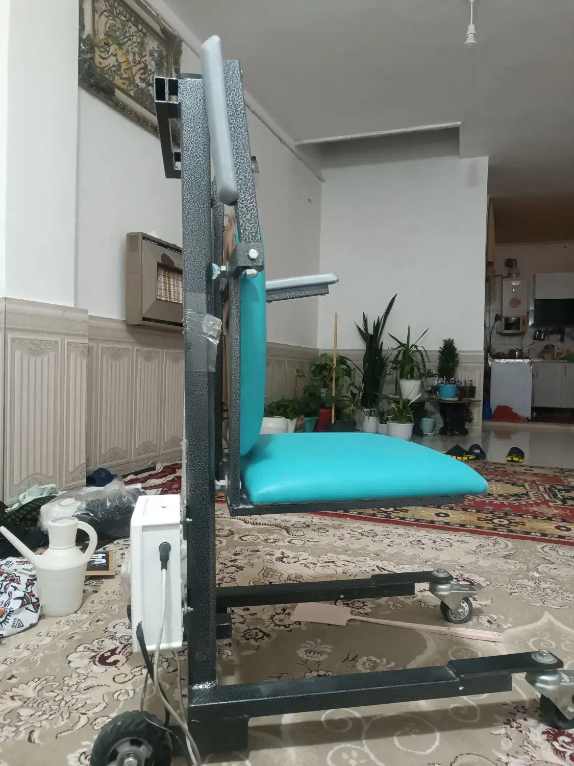 صندلی بلند کننده اززمین|قطعات یدکی و لوازم جانبی|شیراز, جوادیه|دیوار