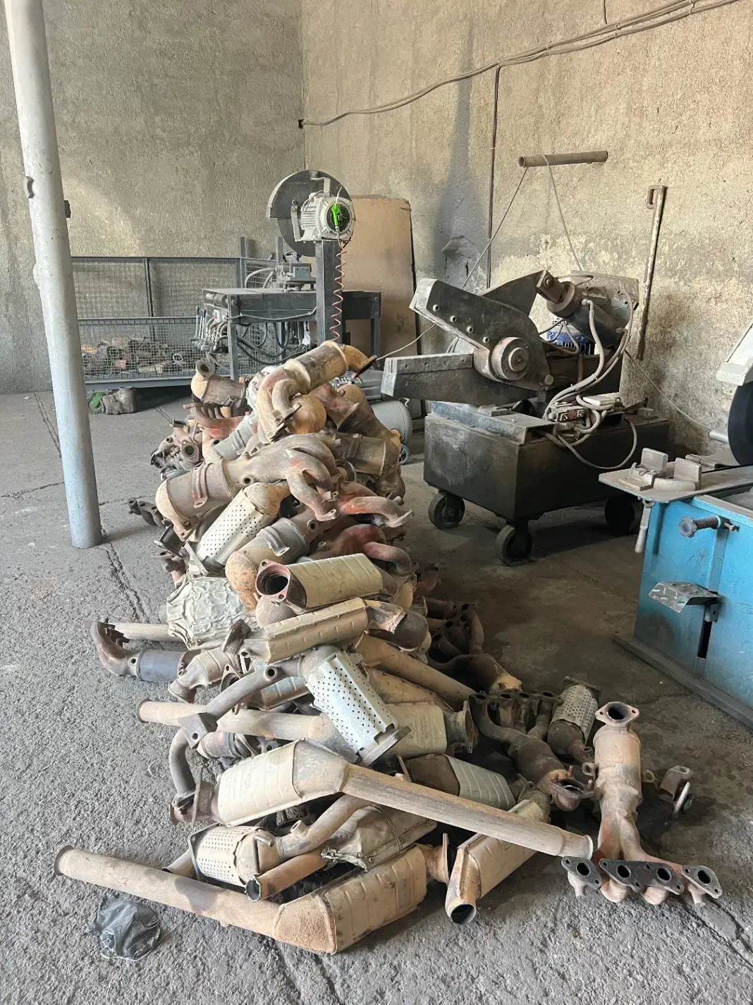 فروش قطعات خودرو|قطعات یدکی و لوازم جانبی|گنبد کاووس, |دیوار