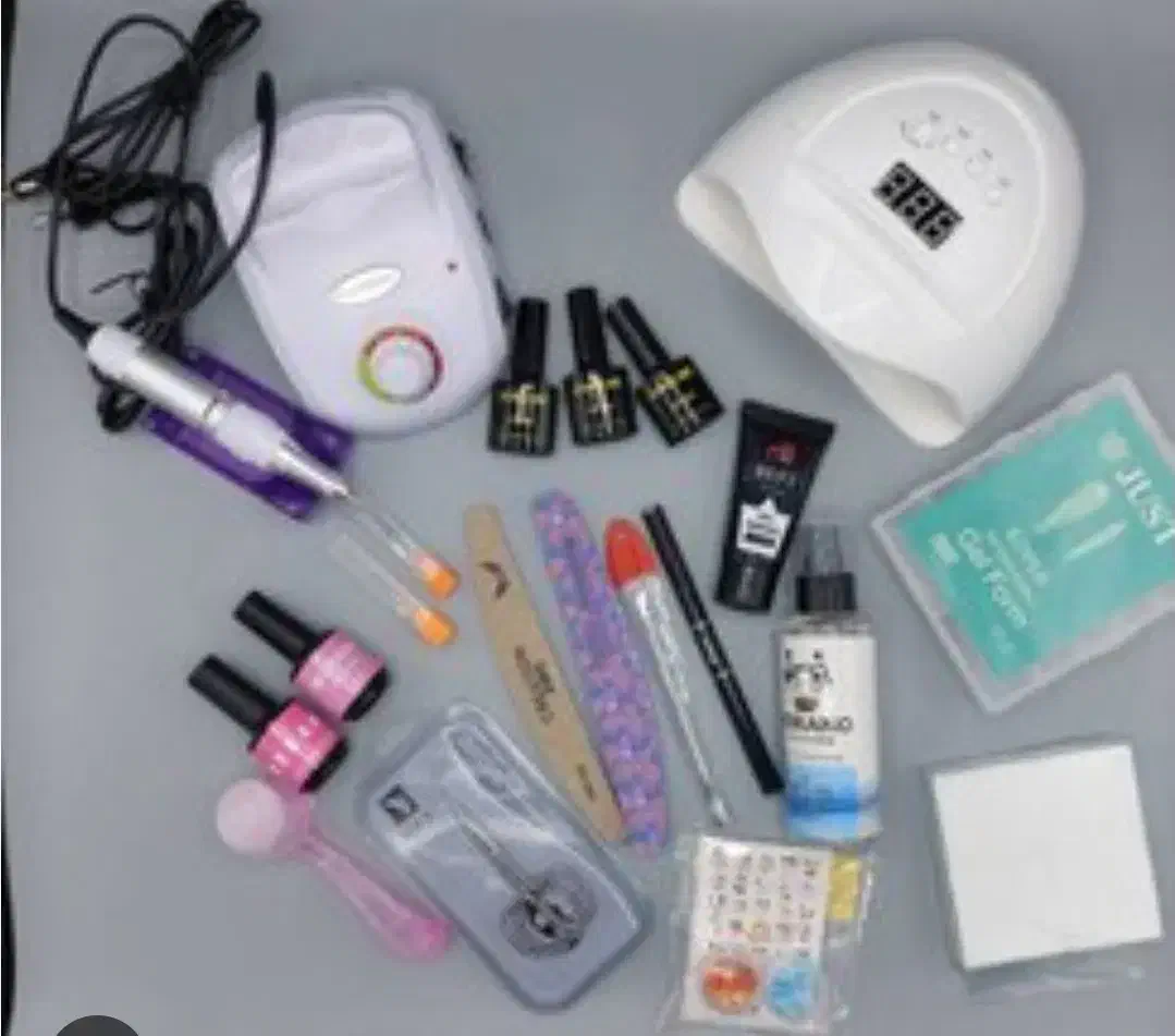 فروش وسایل کاشت ناخن کامل و تمیز|آرایشی، بهداشتی، درمانی|شازند, |دیوار