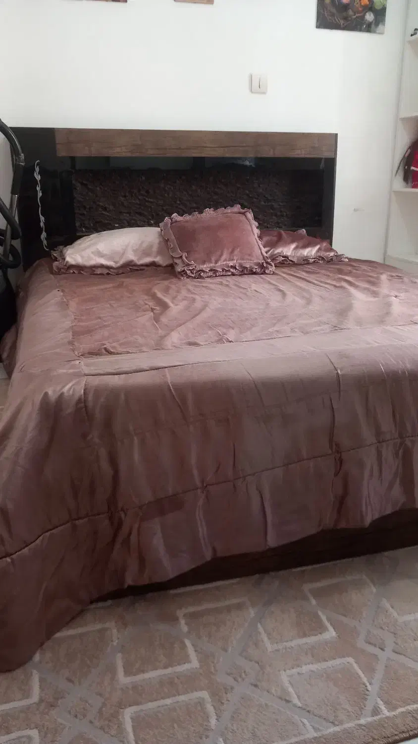 تخت دونفره|تخت و سرویس خواب|قرچک, شهرک گلها|دیوار