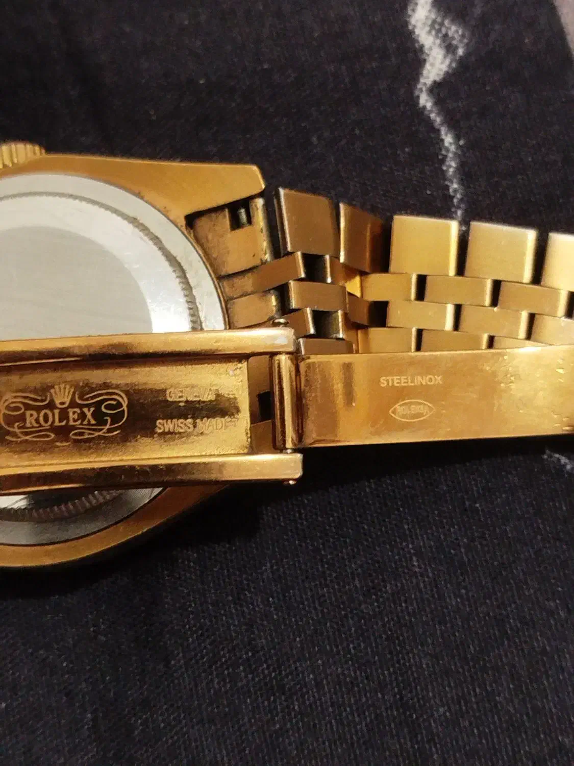 ساعت|ساعت|مرودشت, ژیان|دیوار