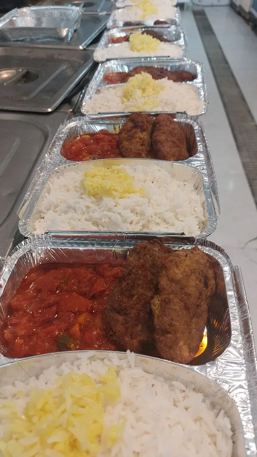 آشپزخانه و بیرون بر حاج مسیح|خدمات پذیرایی، مراسم|نور, |دیوار