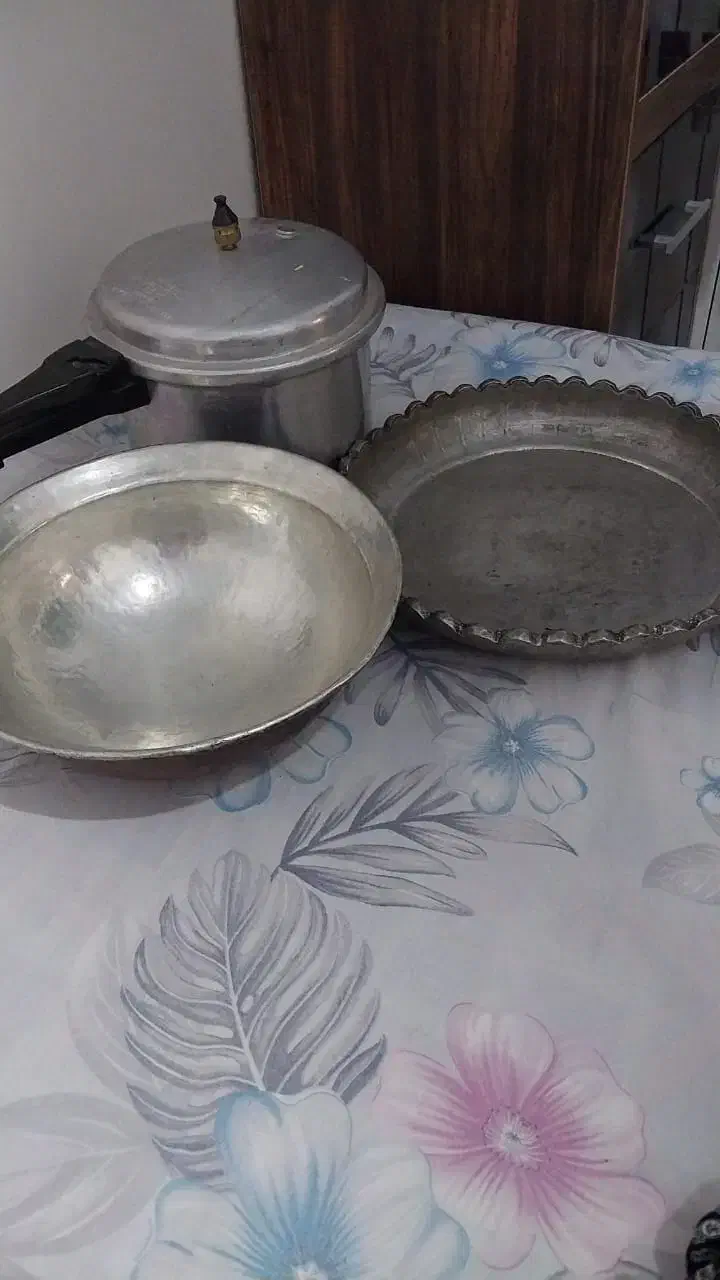 ظروف قدیمی سنگین مهر دار عتیقه|کلکسیون اشیاء عتیقه|تهران, قیطریه|دیوار