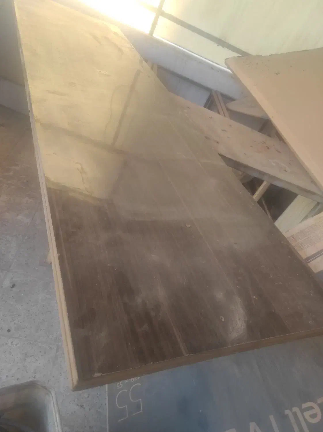 تخته ۲متری و ۳عدد پایه آهنی زیر تخته|مصالح و تجهیزات ساختمان|مشهد, ایثار|دیوار