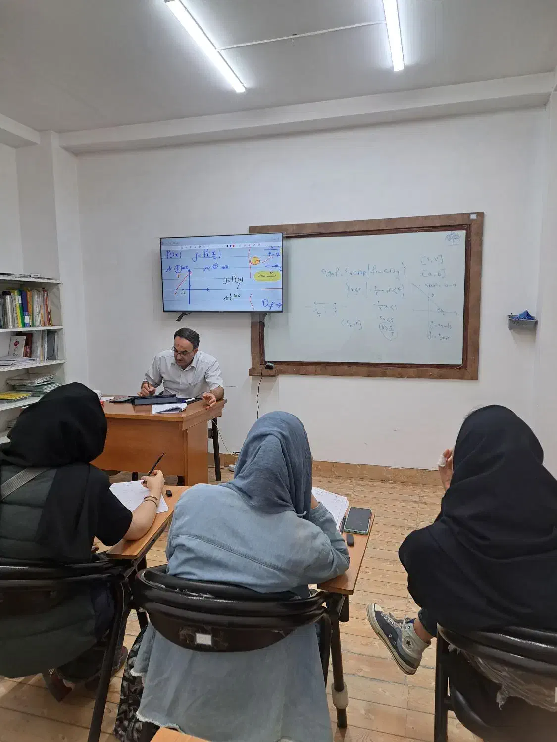 آموزشگاه برهان کلید موفقیت شما|خدمات آموزشی|زنجان, |دیوار