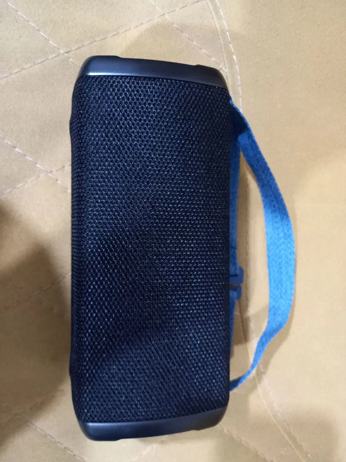 اسپیکر بلوتوثی قابل حمل|پخش‌کننده همراه|اصفهان, شاه پسند|دیوار