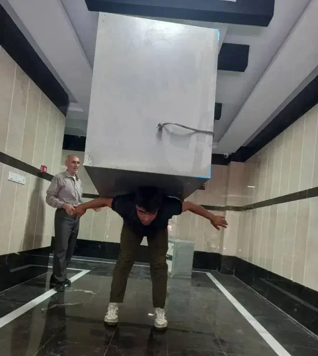 آسیا بار۳۲۳۱۹۴۲۵|خدمات حمل و نقل|بجنورد, |دیوار