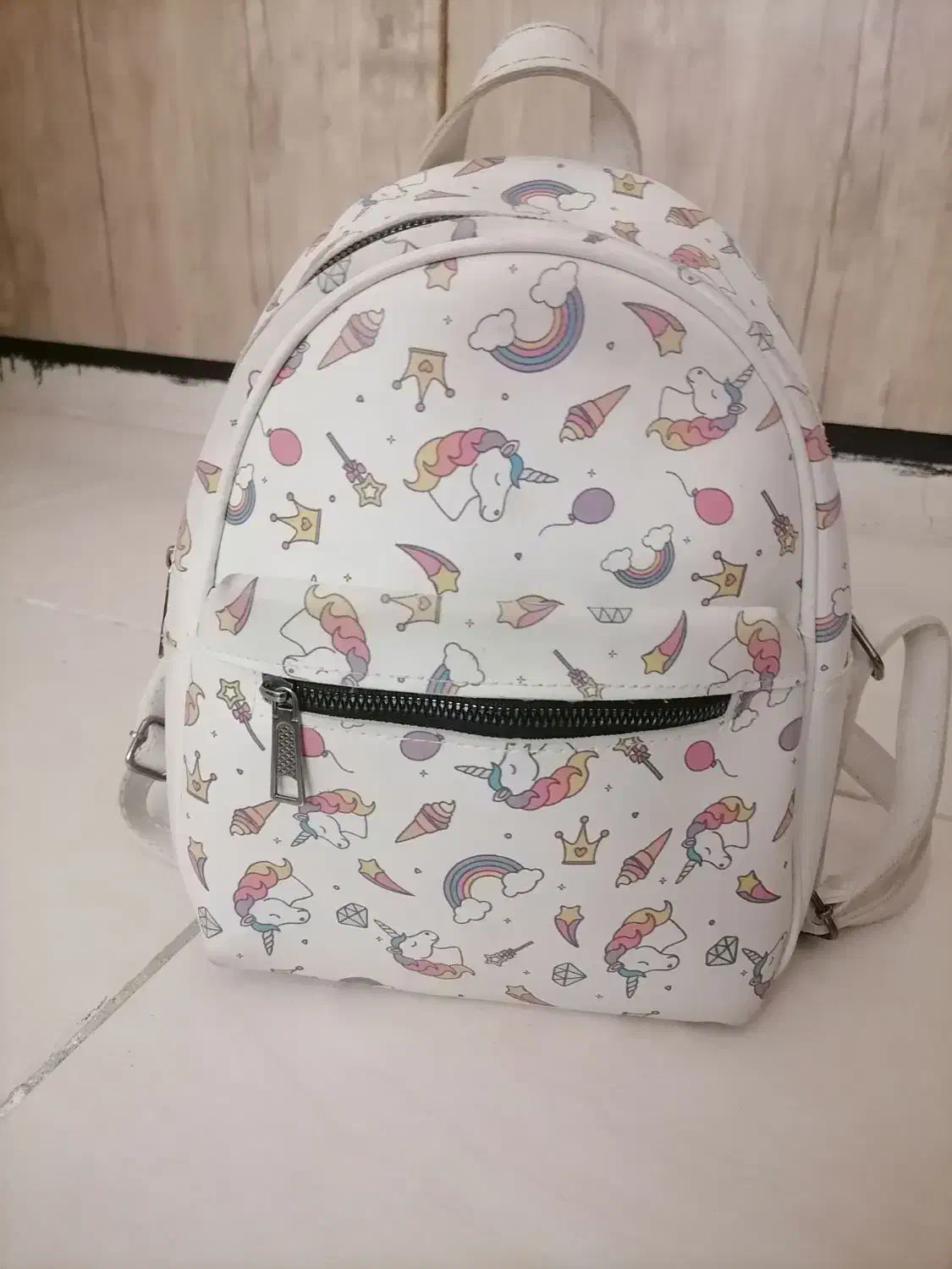 کوله پشتی|کیف، کفش، کمربند|قم, باغ شریفی|دیوار