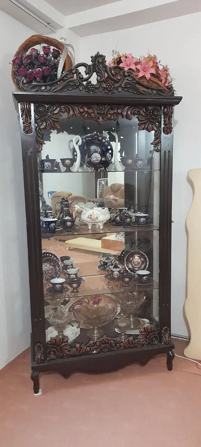 بوفه چوبی سالم(فقط بوفه)|بوفه، ویترین، کنسول|اردبیل, |دیوار