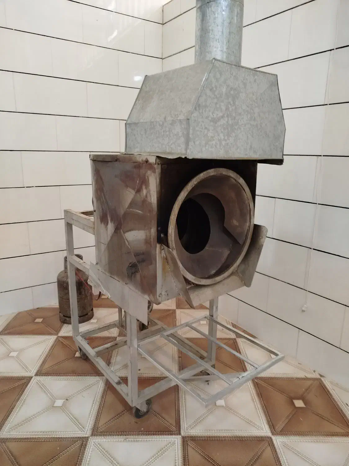 باسکول ۳۰۰ کیلویی + ترازو دیجیتال ۴۰ کیلو ۴ میلیون|فروشگاه و مغازه|خرم‌آباد, |دیوار