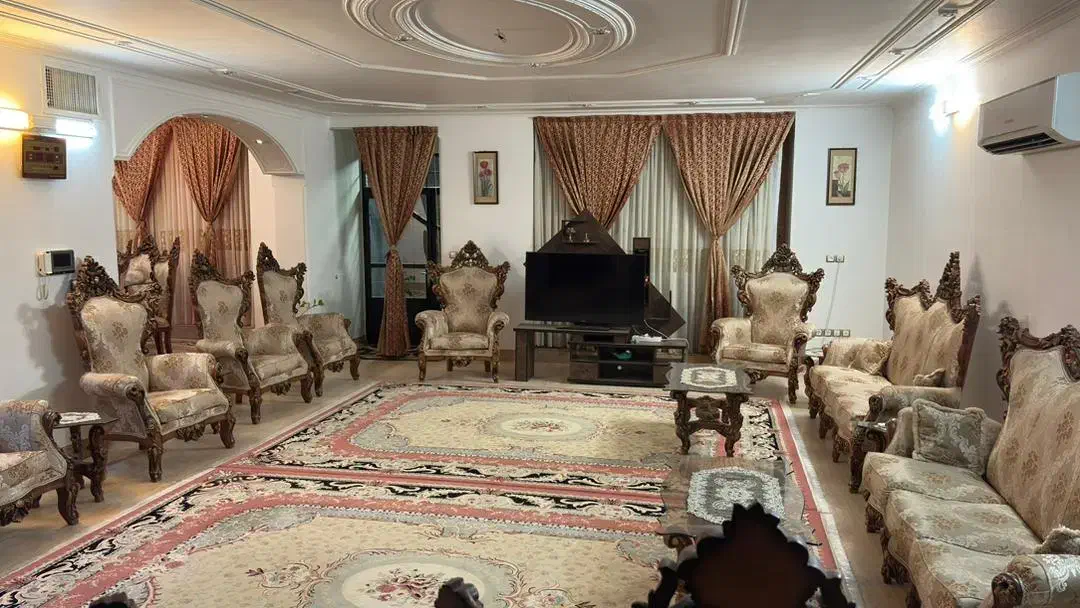 فروش مبل سلطنتی تمام چوب|مبلمان خانگی و میز عسلی|جهرم, |دیوار