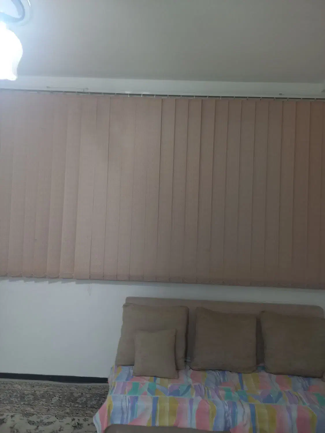 پرده  عمودی  شیک  تمیز|پرده، رانر، رومیزی|صدرا-فارس, فاز ۱|دیوار