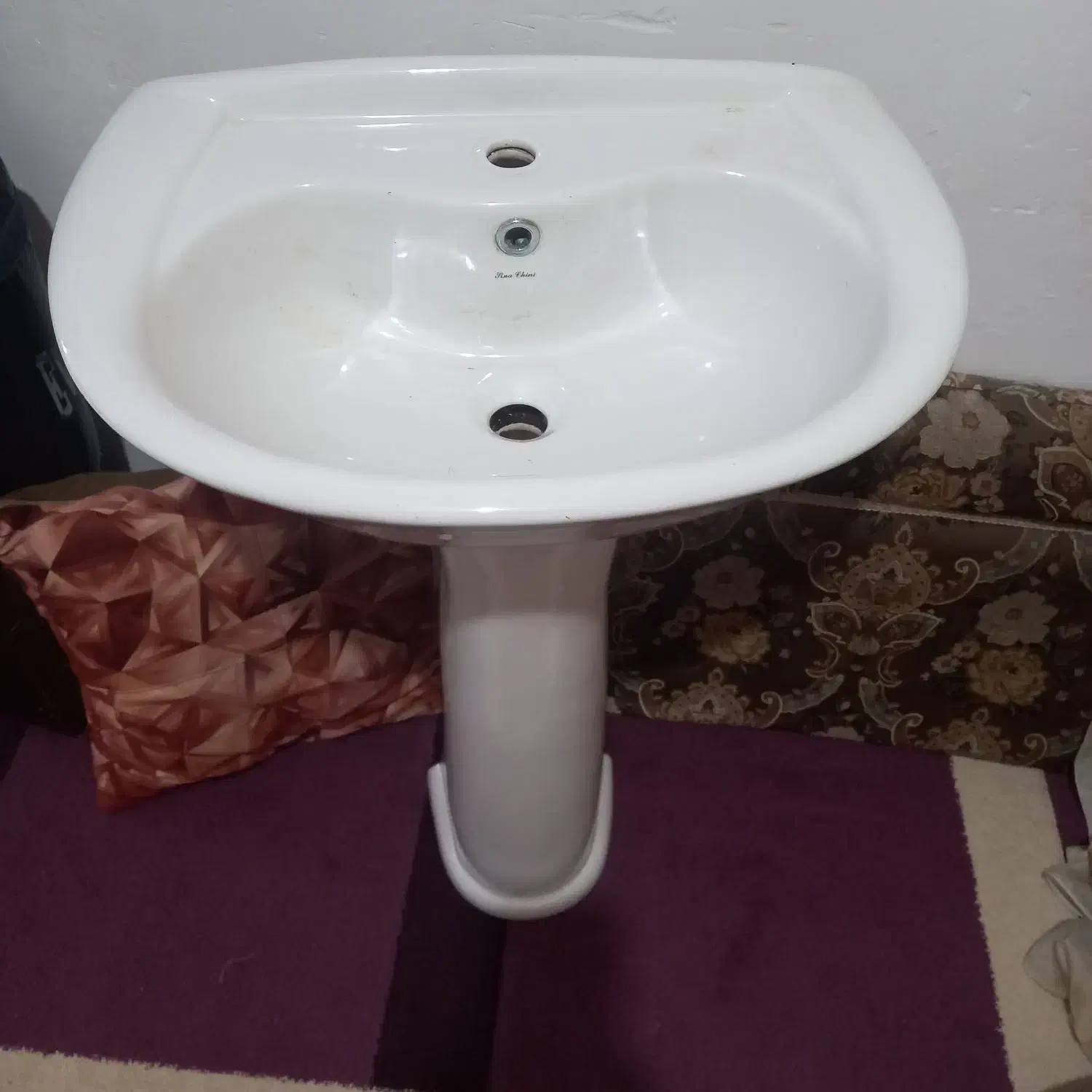 روشویی بزرگ|لوازم سرویس بهداشتی|پاکدشت, پاکدشت (مامازند)|دیوار