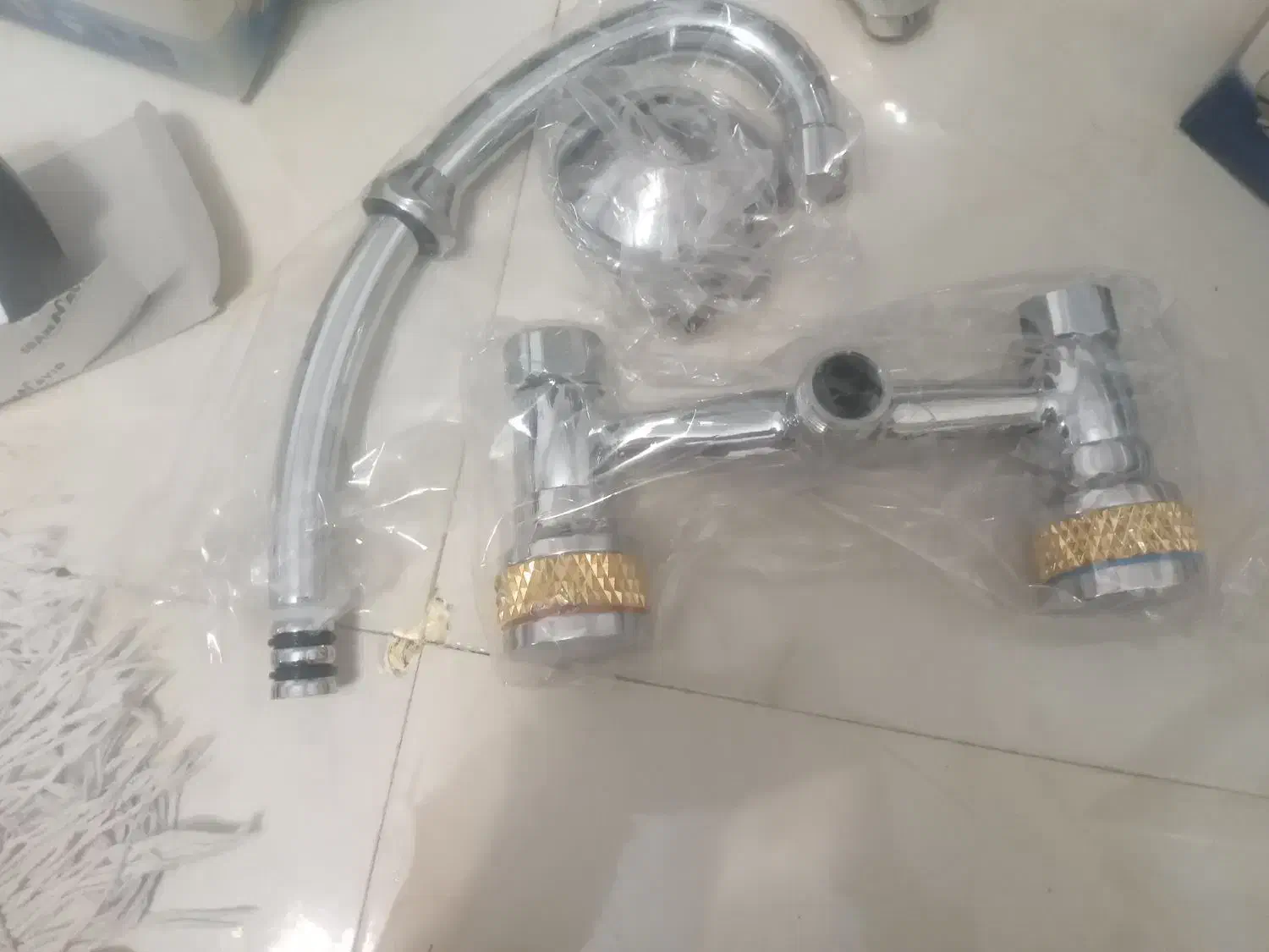 شیر مخلوط|لوازم سرویس بهداشتی|رودهن, |دیوار