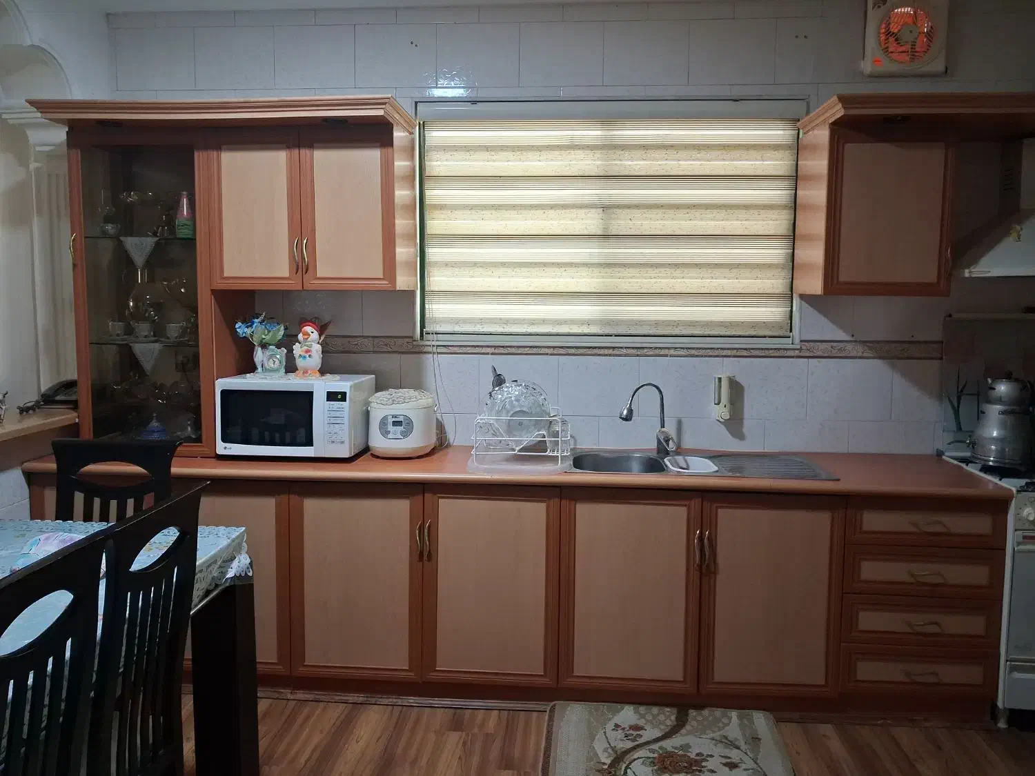 کابینت ۶مترونیم تروتمیز|بوفه، ویترین، کنسول|کردکوی, |دیوار