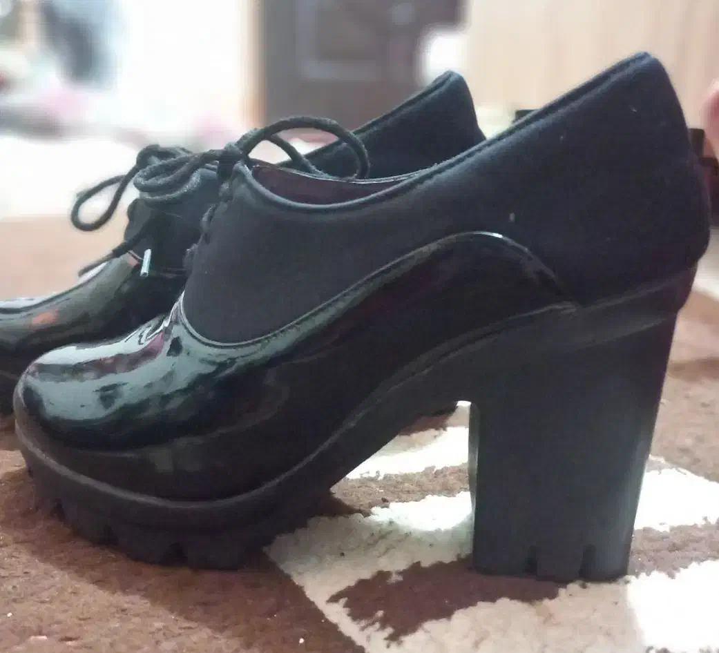 کفش مجلسی و بیرونی ارسال به همه جای کشور|کیف، کفش، کمربند|کوه چنار, |دیوار