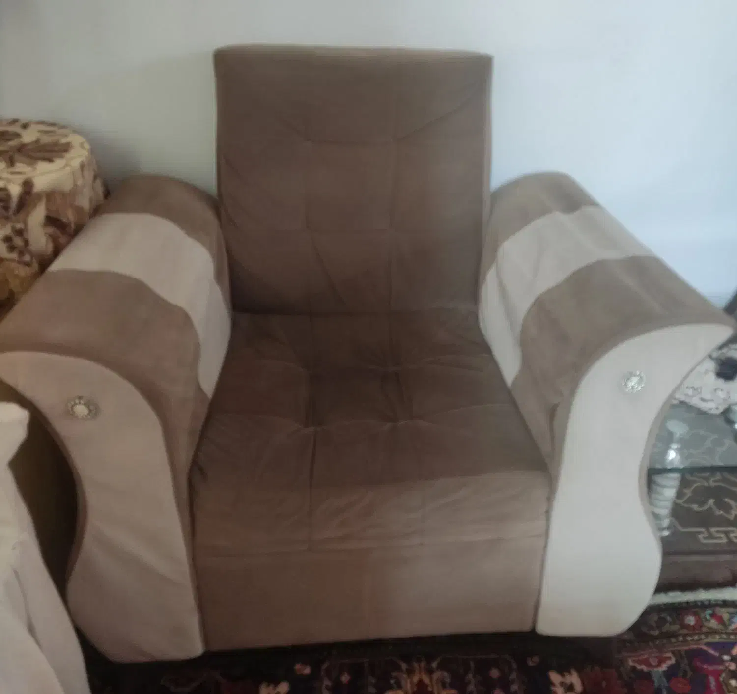 مبل ۸نفره راحتی|مبلمان خانگی و میز عسلی|سلماس, |دیوار