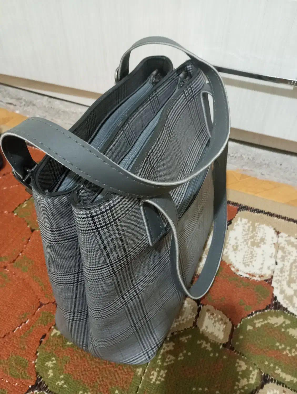 کیف نو|کیف، کفش، کمربند|نیشابور, دارایی|دیوار