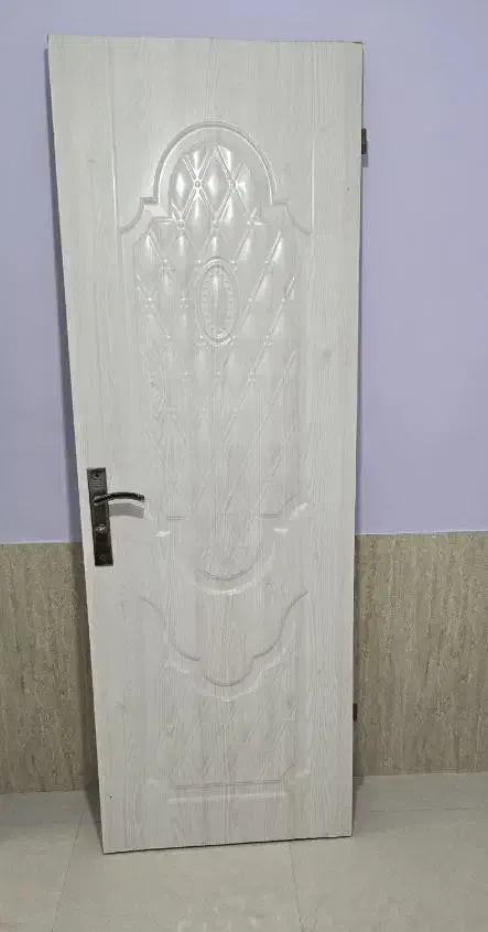 درب چوبی حمام به همراه قفل و دستگیره حمامی درحد نو|مصالح و تجهیزات ساختمان|مشهد, خواجه ربیع|دیوار