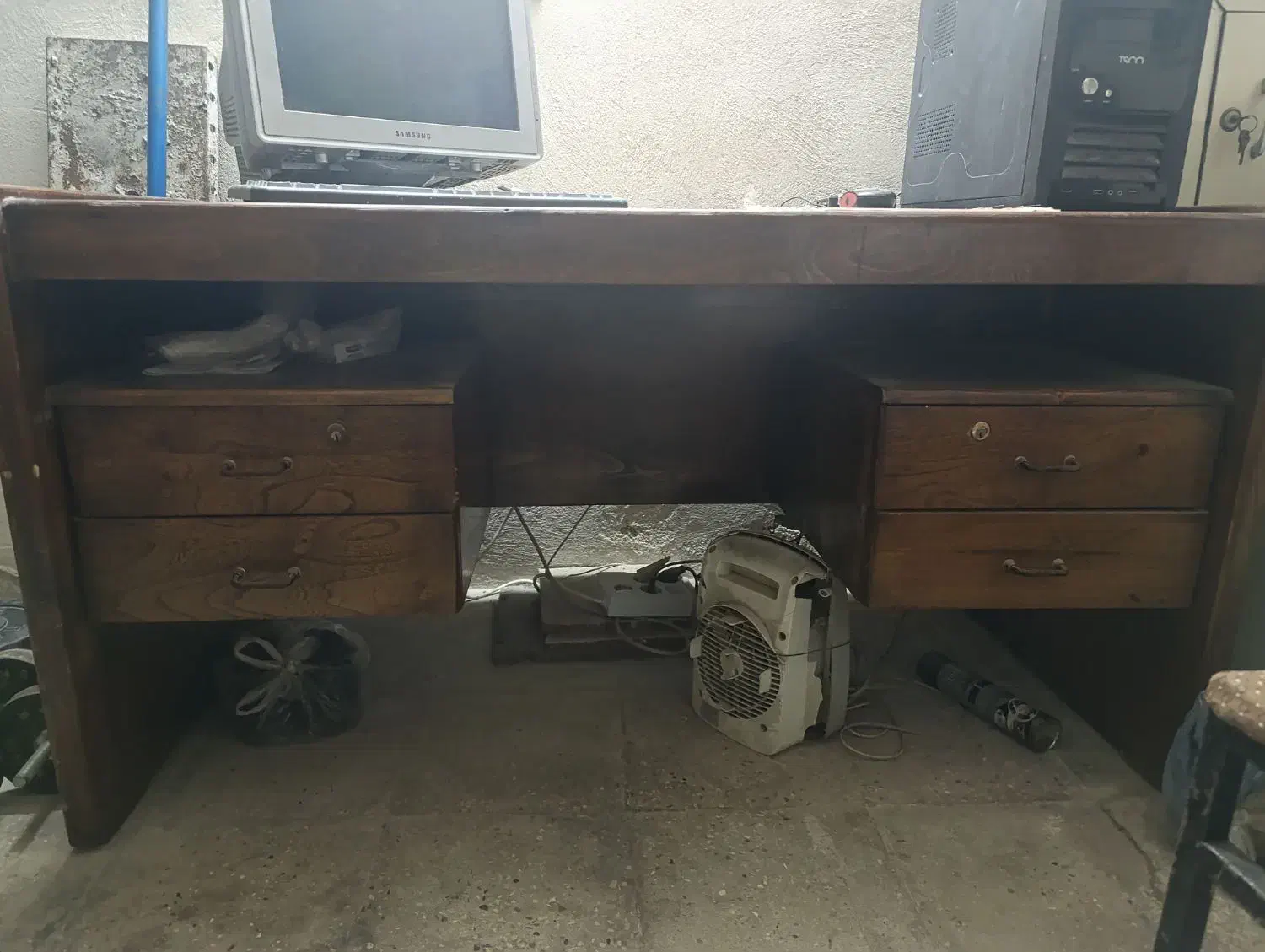 میز چوبی|میز تحریر و کامپیوتر|تهران, یافت‌آباد|دیوار