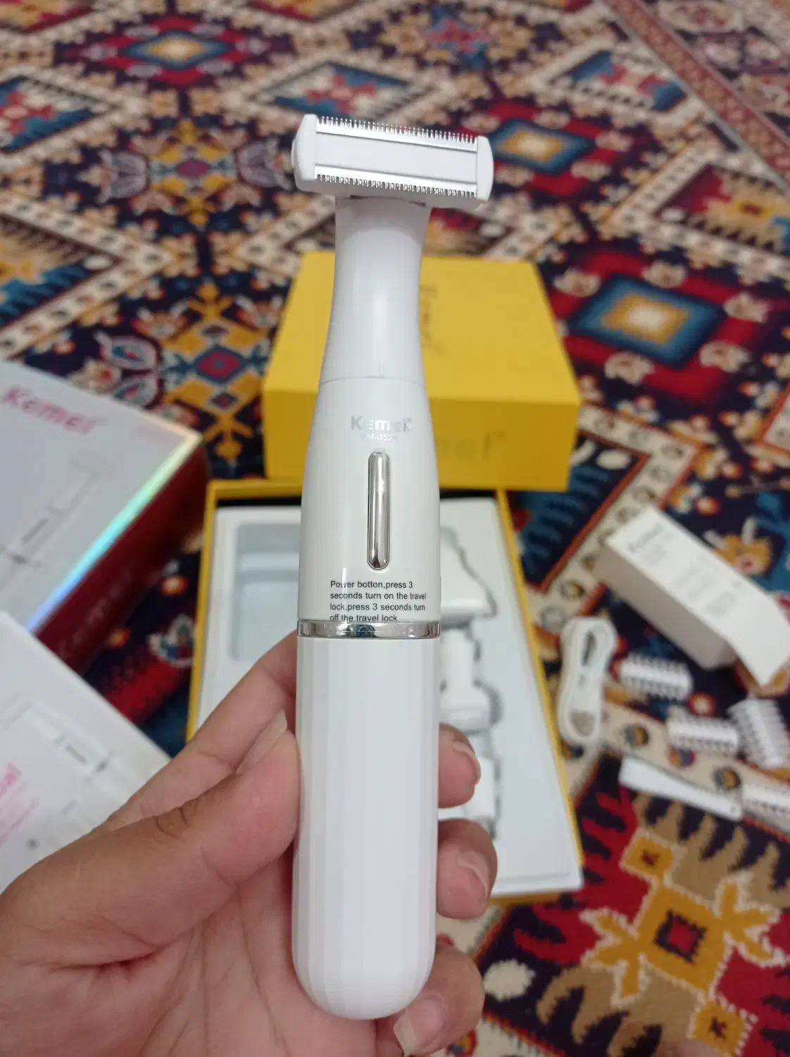 ماشین اصلاح صورت خانوم چند کاره|آرایشی، بهداشتی، درمانی|سبزوار, شرق کال میانی|دیوار