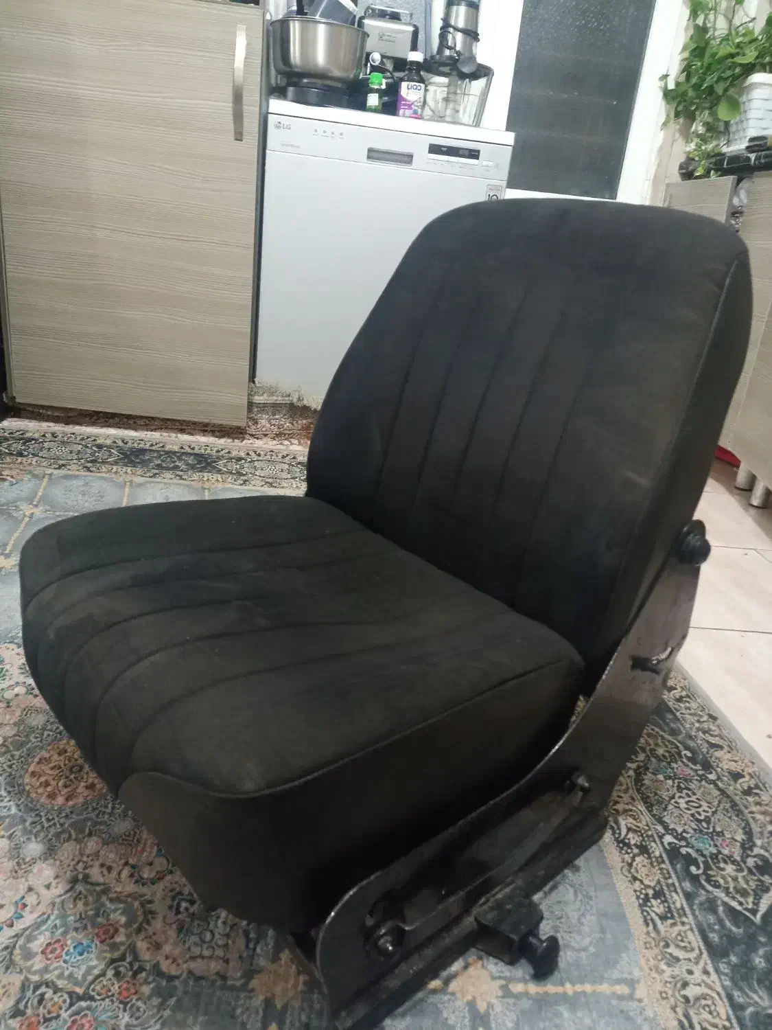 صندلی فابریک بنز ده تن|قطعات یدکی و لوازم جانبی|رباط‌کریم, رباط‌کریم|دیوار