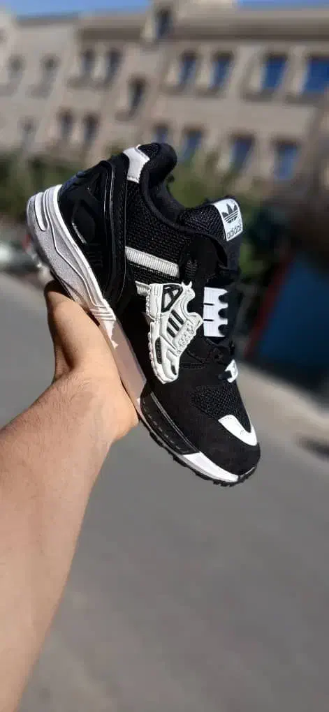 ۲۰ درصد تخفیف کتونی آدیداس جنس خارجی بسیاربا کیفیت|کیف، کفش، کمربند|بیرجند, |دیوار