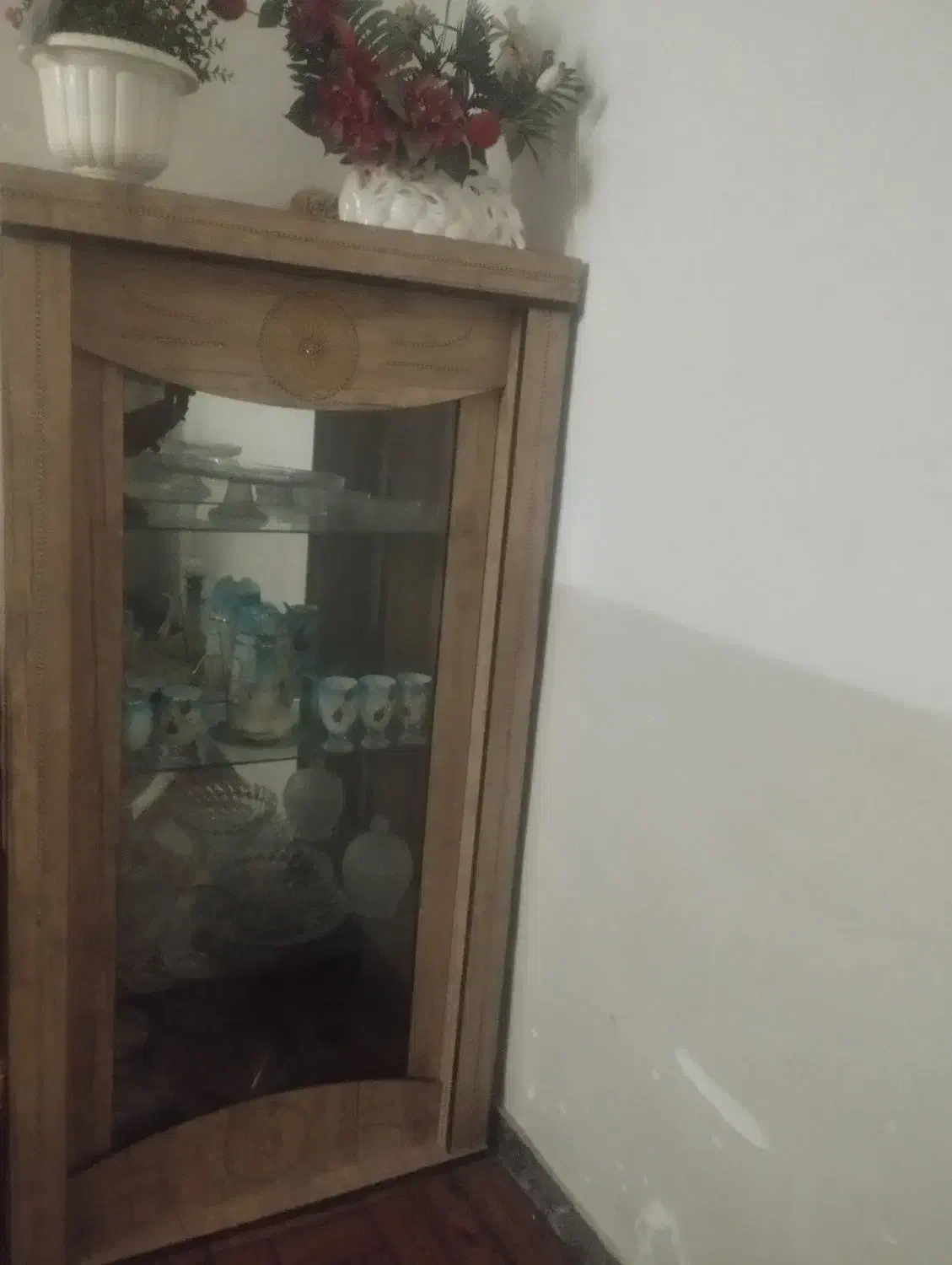 سالمه|بوفه، ویترین، کنسول|خاش, |دیوار