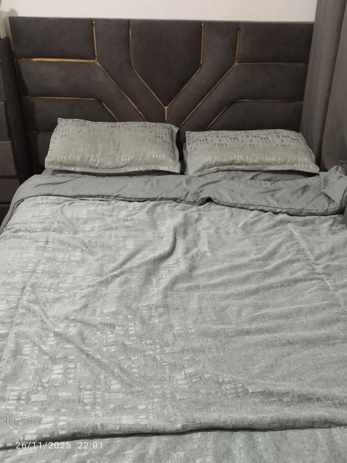 تخت خواب دو نفره|تخت و سرویس خواب|اراک, |دیوار