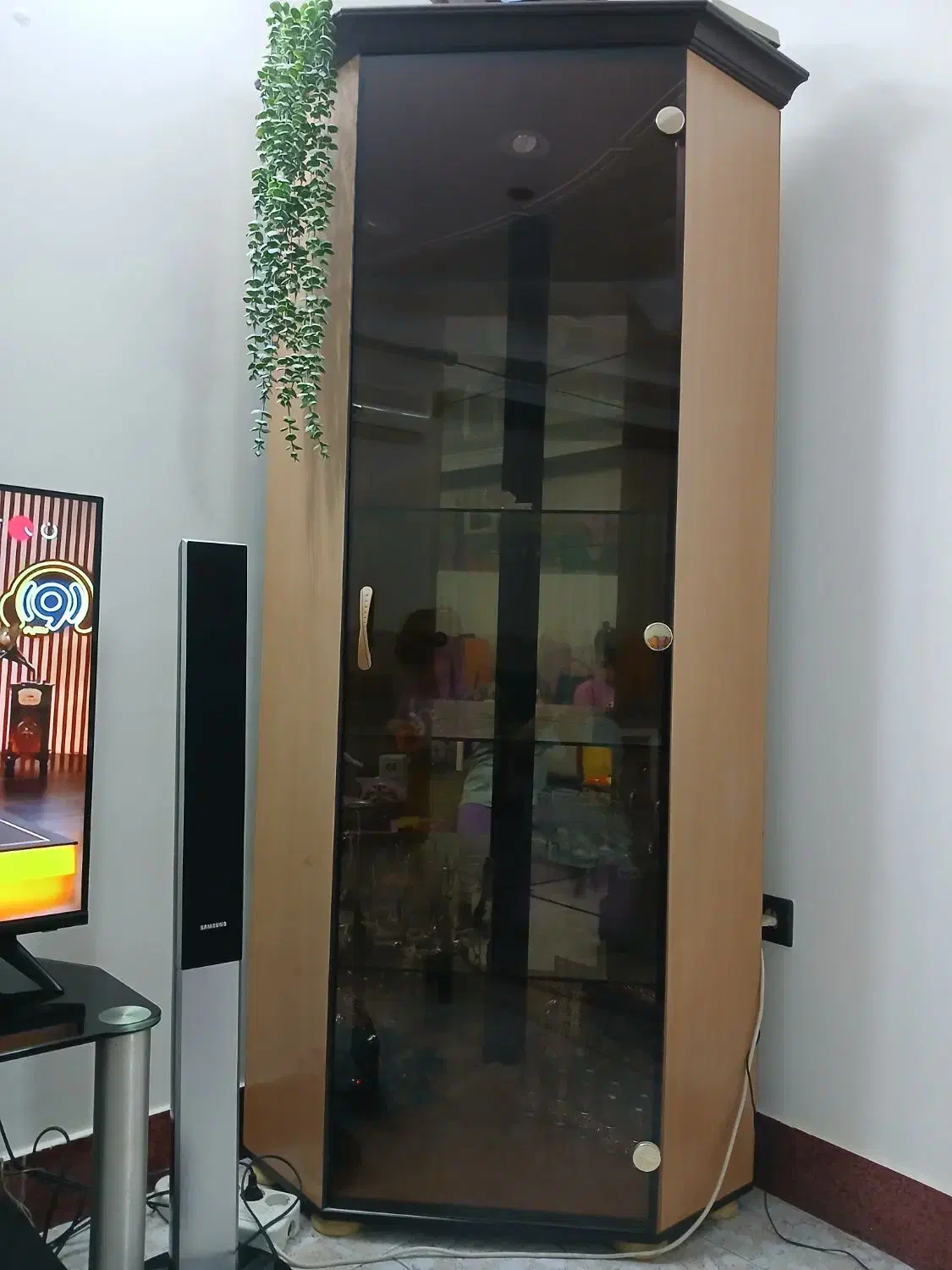 ویترین ظرف|بوفه، ویترین، کنسول|بابل, |دیوار