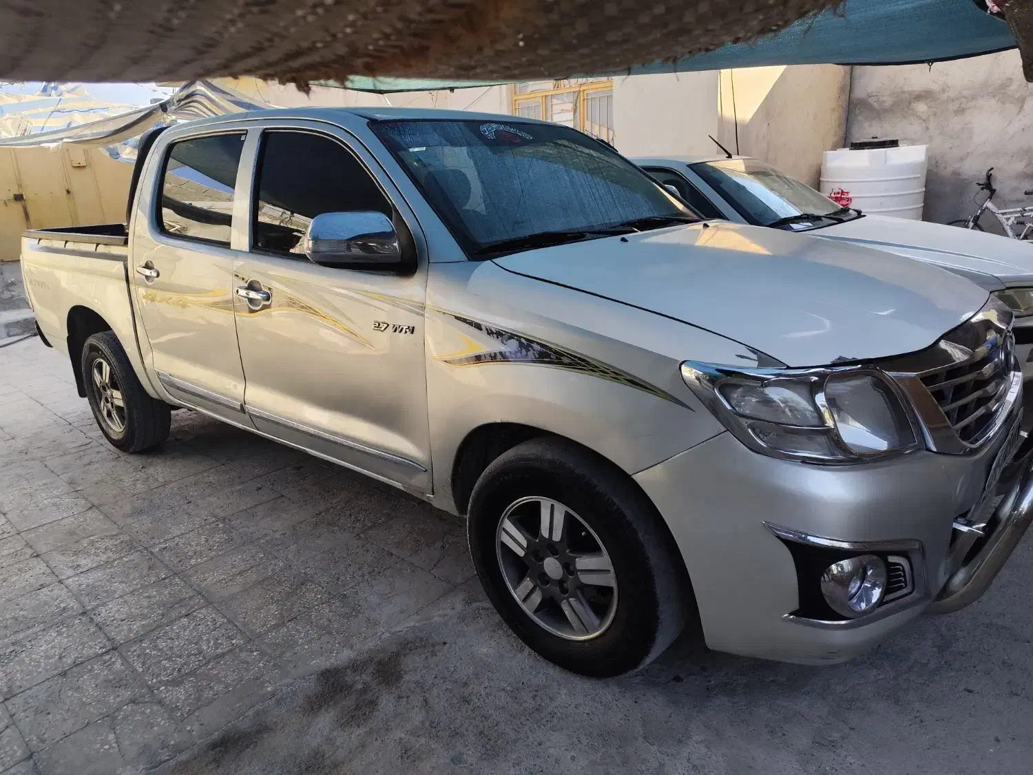 فروش و معاوضه تویوتا هایلوکس مدل۲۰۰۷|خودرو سواری و وانت|فنوج, |دیوار