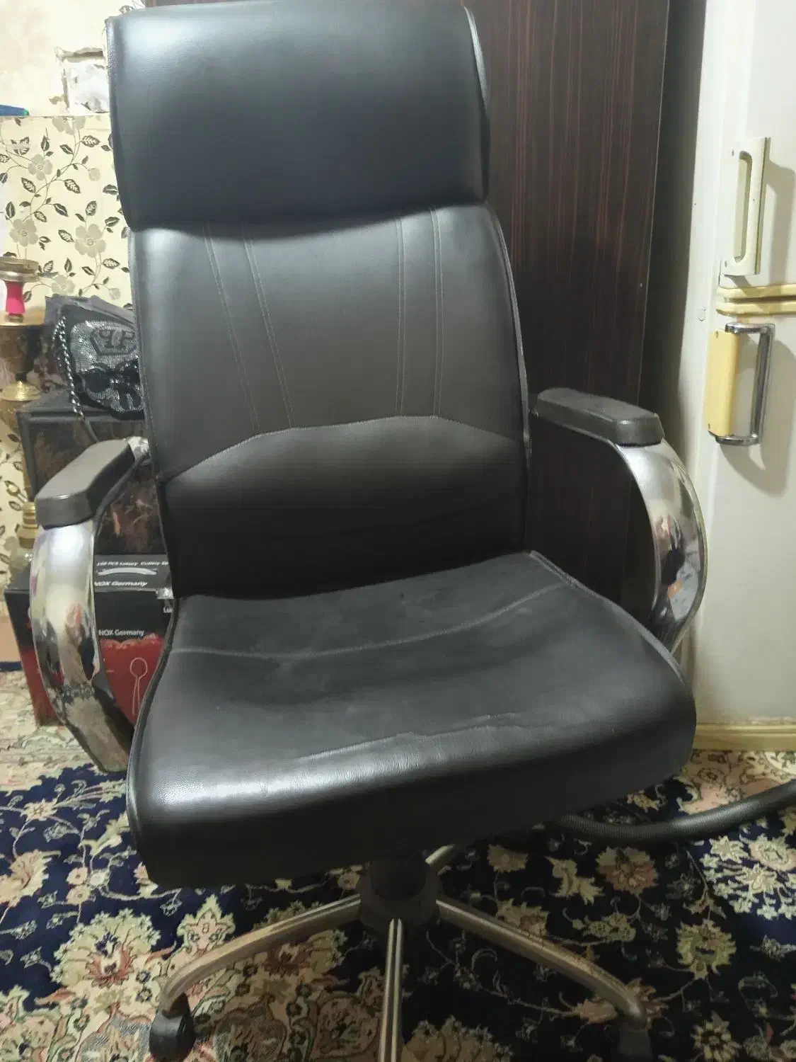 صندلی مدیریت سالم|مبلمان اداری|رباط‌کریم, رباط‌کریم|دیوار