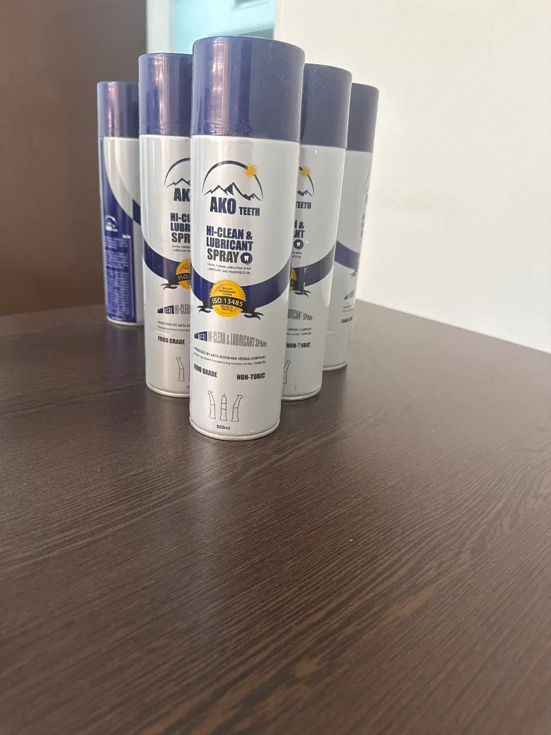 نیروی کار آقا تجهیزات دندانپزشکی|استخدام بازاریابی و فروش|تهران, نصرت|دیوار