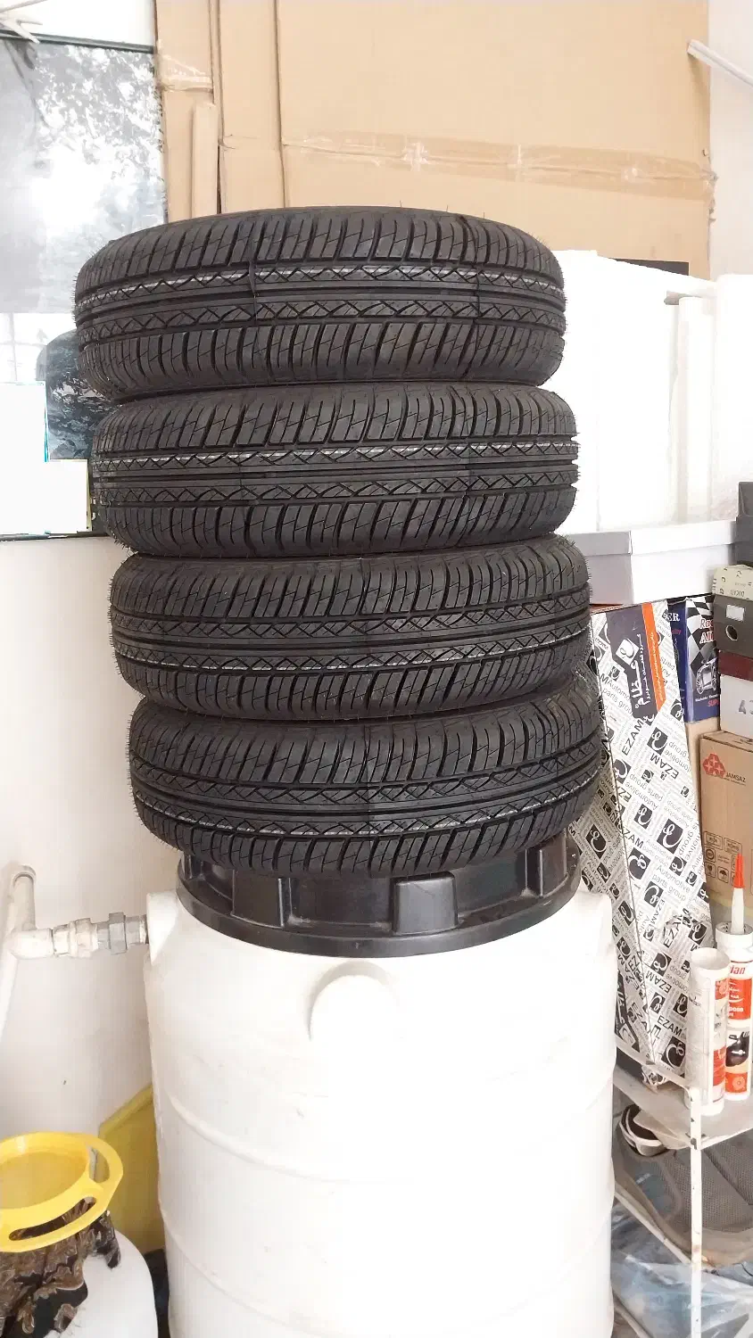 لاستیک بارز 175/70/13 سال 2025|قطعات یدکی و لوازم جانبی|رشت, پورسینا|دیوار