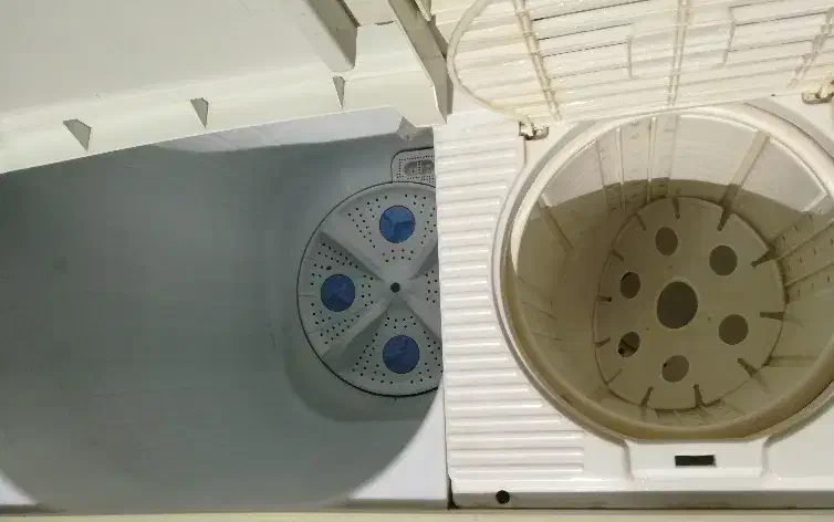 لباسشویی دوقلو پاکشوما6کیلویی|ماشین لباسشویی و خشک‌کن لباس|شاهین‌شهر, مخابرات (شهید بهشتی)|دیوار