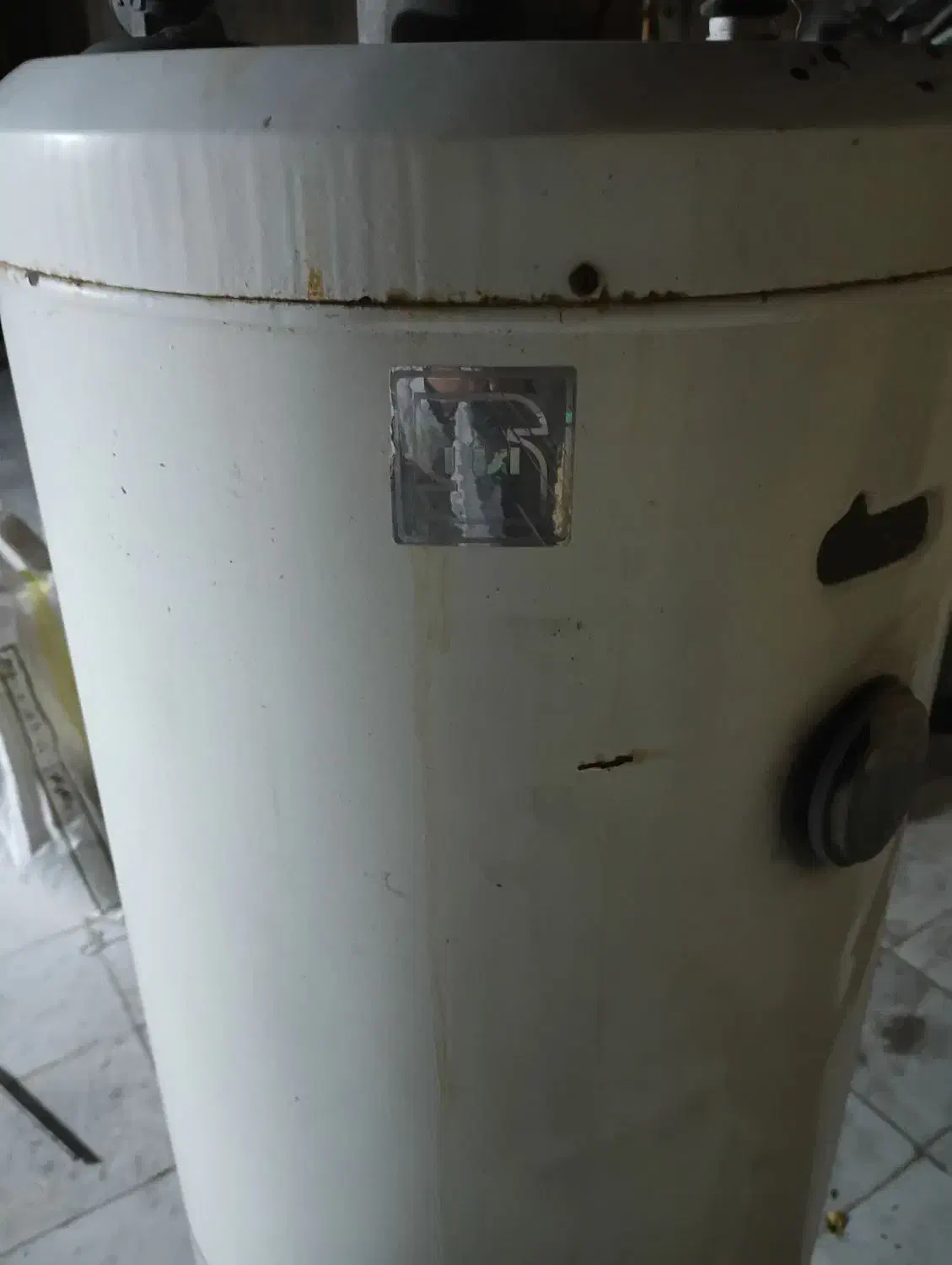 آبگرمکن ایستاده گازی|آبگرمکن، پکیج، شوفاژ|زاهدان, |دیوار