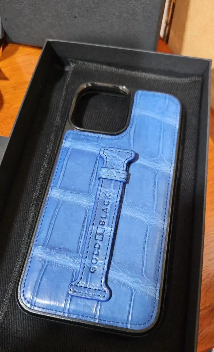 قاب چرم طبیعی 100% کروکودیل برای ایفون 13 پرومکس|لوازم جانبی موبایل و تبلت|بندرلنگه, |دیوار