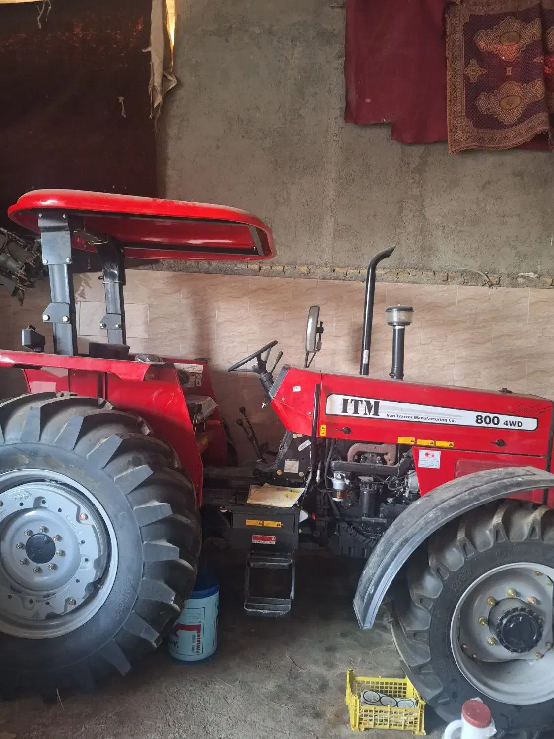 تراکتور۸۰۰جفت خشک ۴۰۴|خودرو سنگین|کبودرآهنگ, |دیوار
