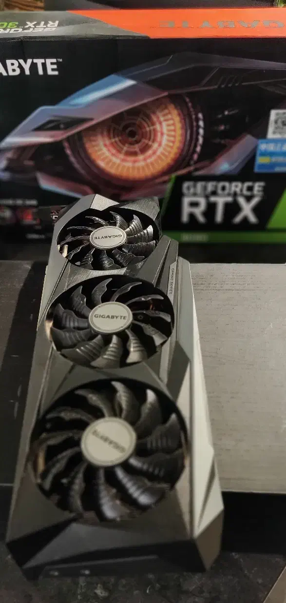 کارت گرافیک 3090 گیگابایت GIGA|قطعات و لوازم جانبی رایانه|تهران, فلسطین (میدان انقلاب)|دیوار