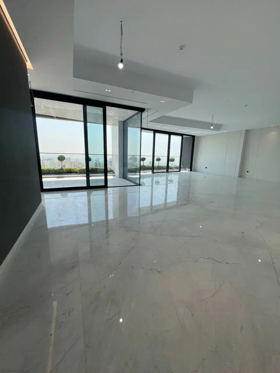 ۳۰۰مترمرجان/فول مشاعات/ویو شمال و جنوب