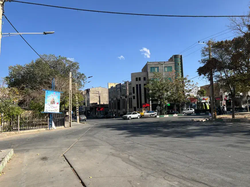 ملک تجاری و مسکونی ۳کله با بر ۲۵متر در شهر ابهر|فروش مغازه و غرفه|تهران, امام خمینی|دیوار