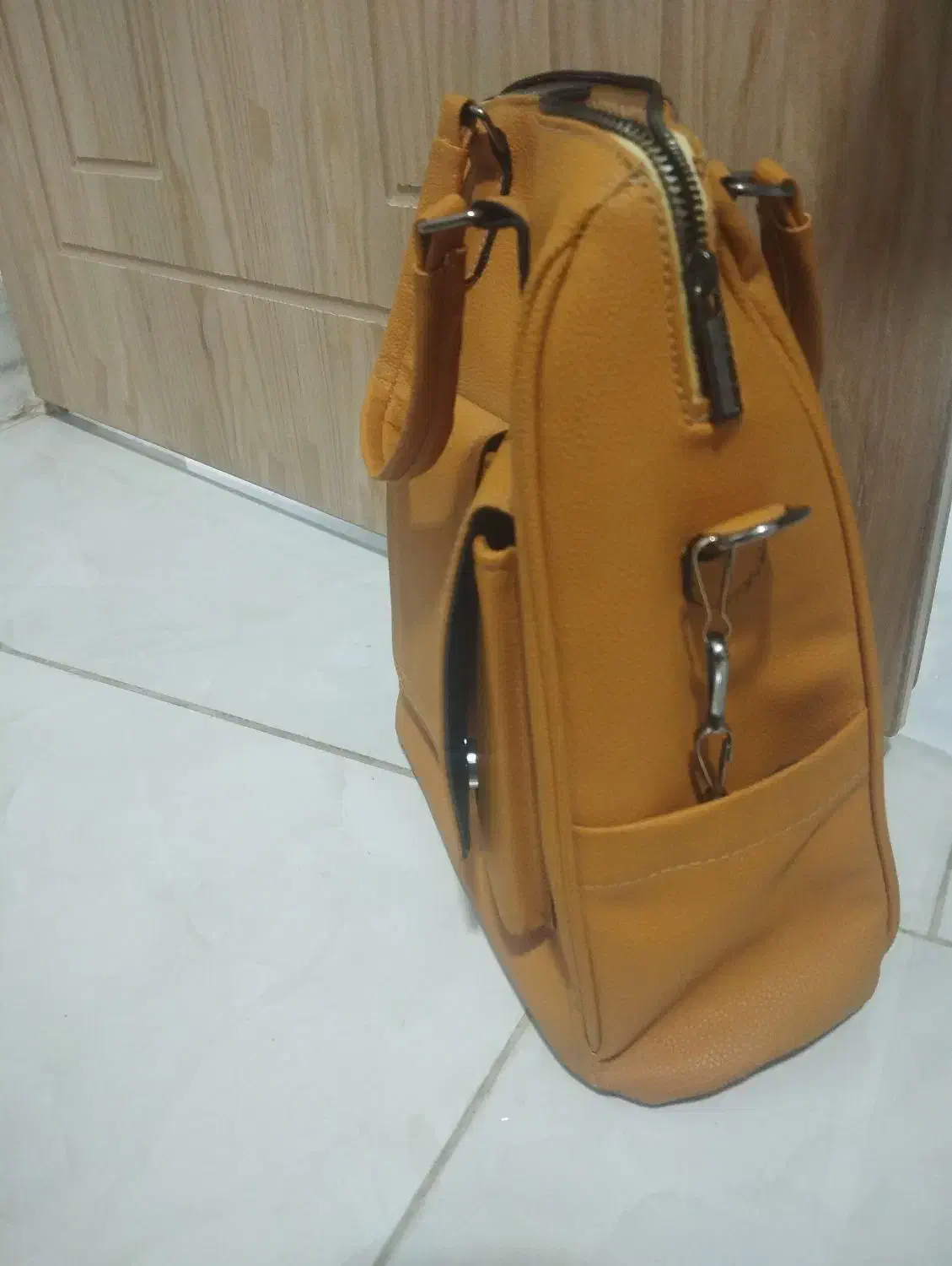 کیف|کیف، کفش، کمربند|نجفآباد, صالح آباد|دیوار