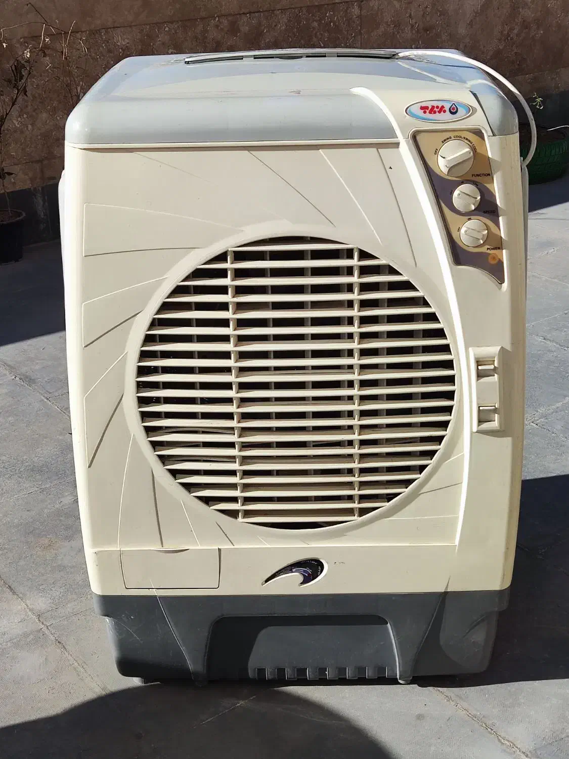 کولر ابی|کولر آبی|شهرکرد, |دیوار