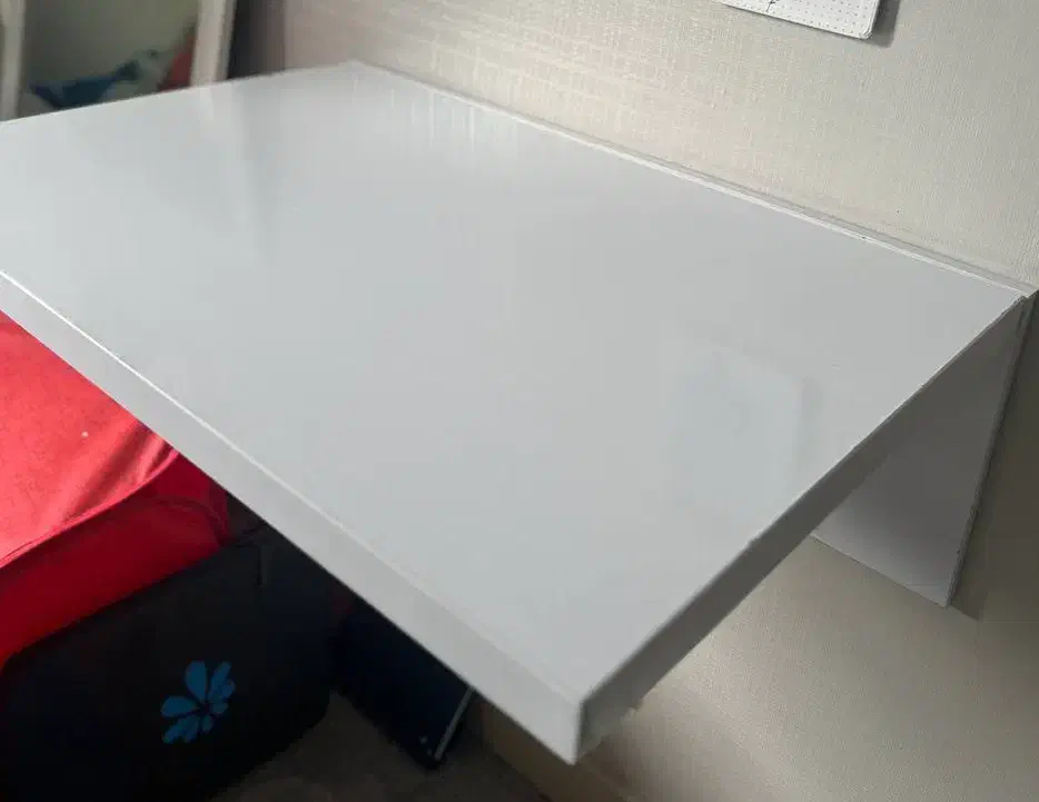 میز تحریر|میز تحریر و کامپیوتر|فومن, |دیوار