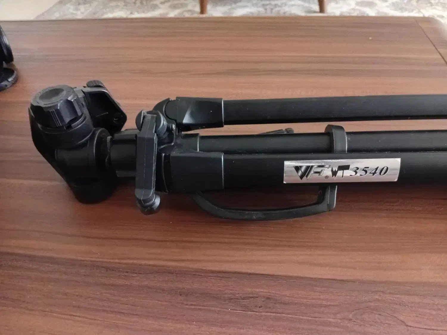 دوربین کنون Eos 2000d|دوربین عکاسی و فیلمبرداری|اصفهان, چرخاب|دیوار