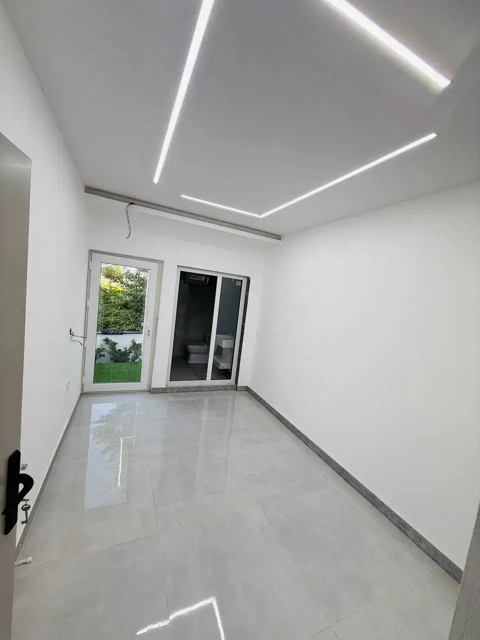 فروش ویلا200متری سندار باروف برزگ و ویوی ابدی جنگل|فروش خانه و ویلا|چمستان, |دیوار